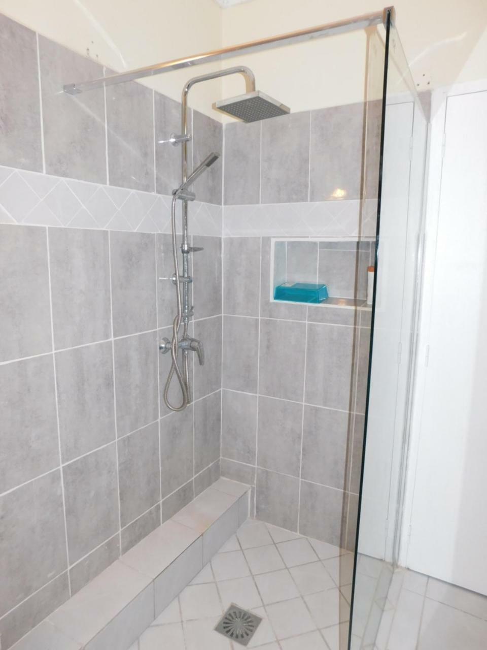 Charmant Petit T2 Dans Maison Vieux-Bourg Ngoại thất bức ảnh